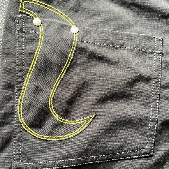 Lululemon Vintage black crops guesstimate size 10, see measurements - Picture 5 of 8